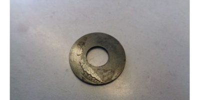 Шайба металлическая D22xd9.3xh1